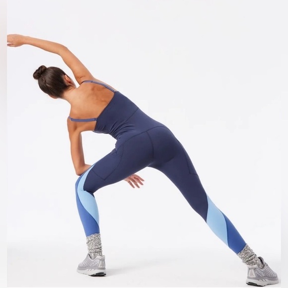 Outdoor Voices Superform Full Length Jumpsuit , sz medium - Picture 3 of 11